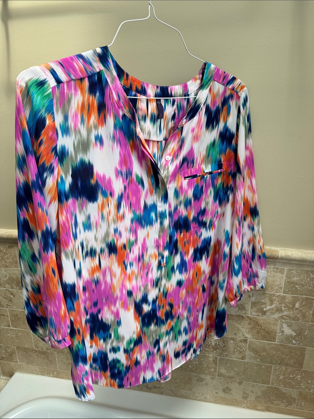 NYDJ Multicolor Abstract Print Split-Neck Blouse